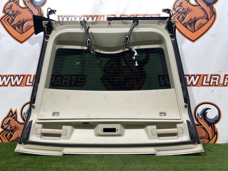 LR094294 Upper trunk lid Range Rover L405 (2013-2021) Used cost 600 € in stock 4 pcs.