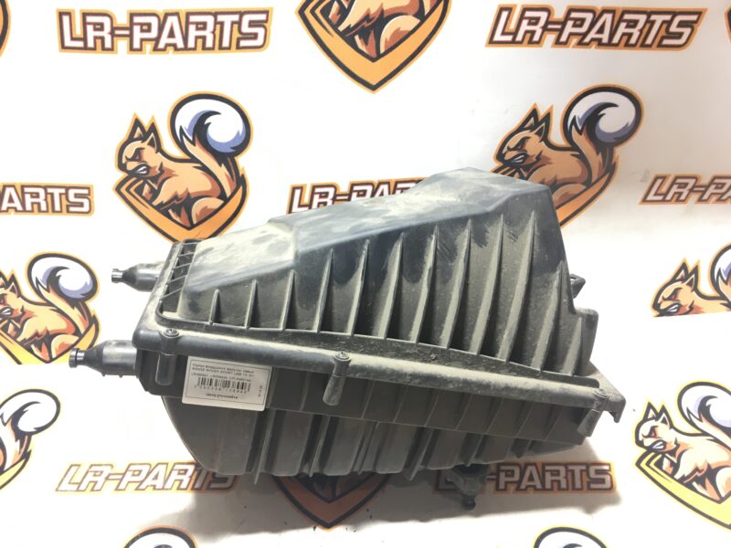 LR095547 Air filter housing left 5.0 SC Range Rover Sport L494 (2014-2022) Used cost 250 € in stock 2 pcs.