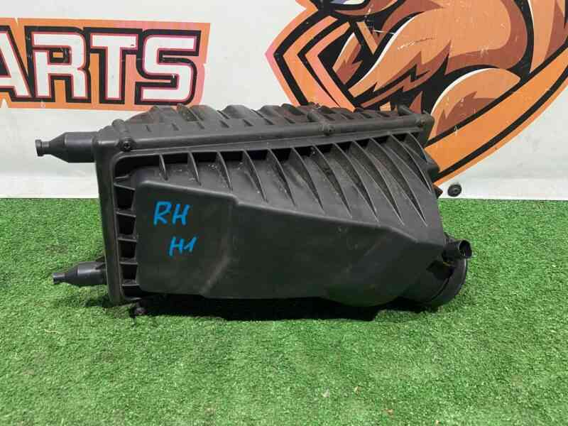 LR095831 Air filter housing right Range Rover Sport L494 (2014-2022) Used cost 250 € in stock 1 pcs.