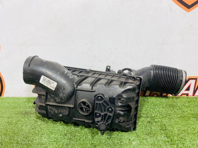 LR095831 Air filter housing right Range Rover Sport L494 (2014-2022) Used cost 250 € in stock 1 pcs.