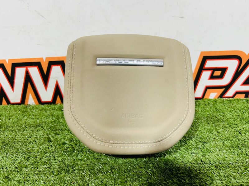 LR101323 Airbag in the steering wheel Espresso/Almond Range Rover L405 (2013-2021) Used cost 250 € in stock 1 pcs.