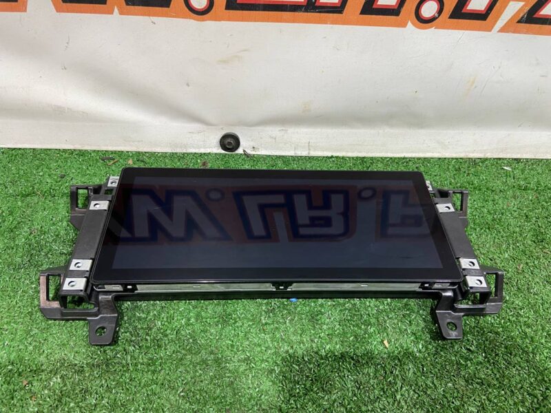 LR115406 Land Rover Discovery Sport L550 (2015-) Audio System Screen Used cost 400 € in stock 4 pcs.