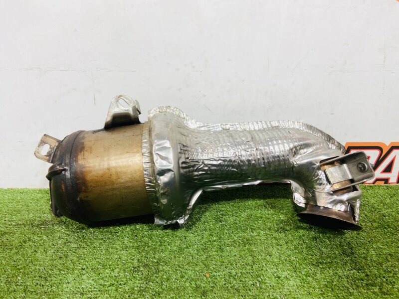 LR115618 Catalytic Converter 2.0D Land Rover Discovery Sport L550 (2015-) Used cost 650 € in stock 3 pcs.