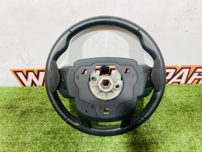 LR115724 Steering wheel for AIR BAG Land Rover Discovery Sport L550 (2015-) Used cost 300 € in stock 1 pcs.