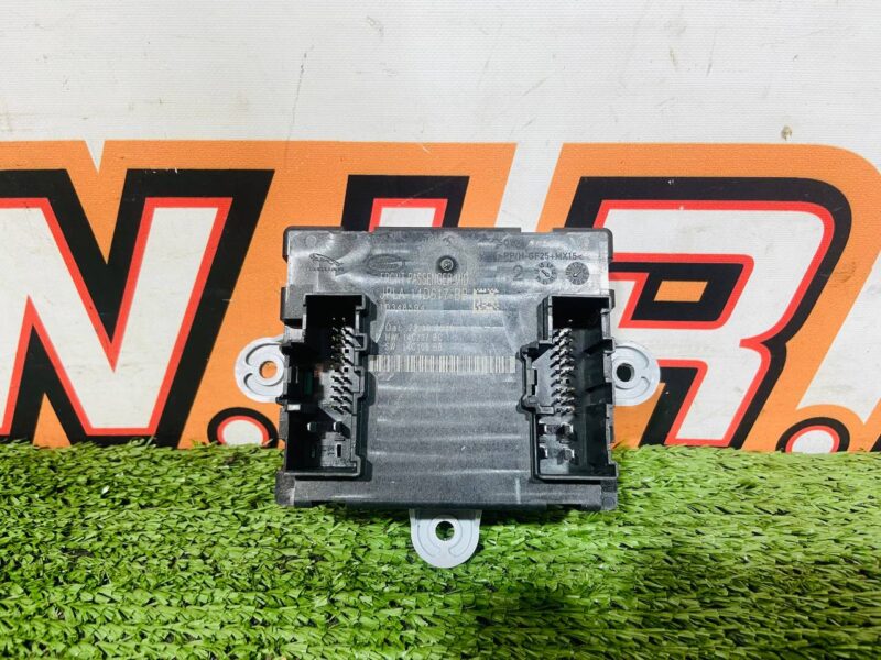 LR117886 Front passenger door comfort unit Range Rover Sport L494 (2014-2022) Used cost 50 € in stock 1 pcs.