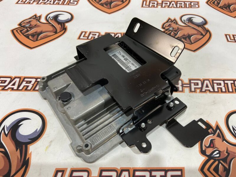 LR122382 Engine Control Unit Range Rover Velar L560 (2018-) Used cost 320 € in stock 3 pcs.