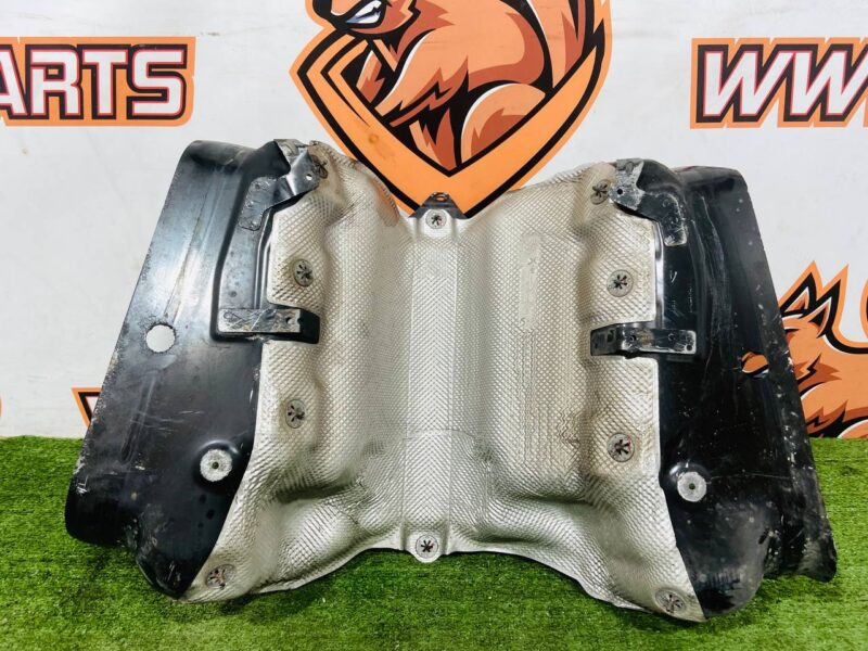 LR126573 Fuel tank guard Land Rover Discovery Sport L550 (2015-) Used cost 150 € in stock 2 pcs.