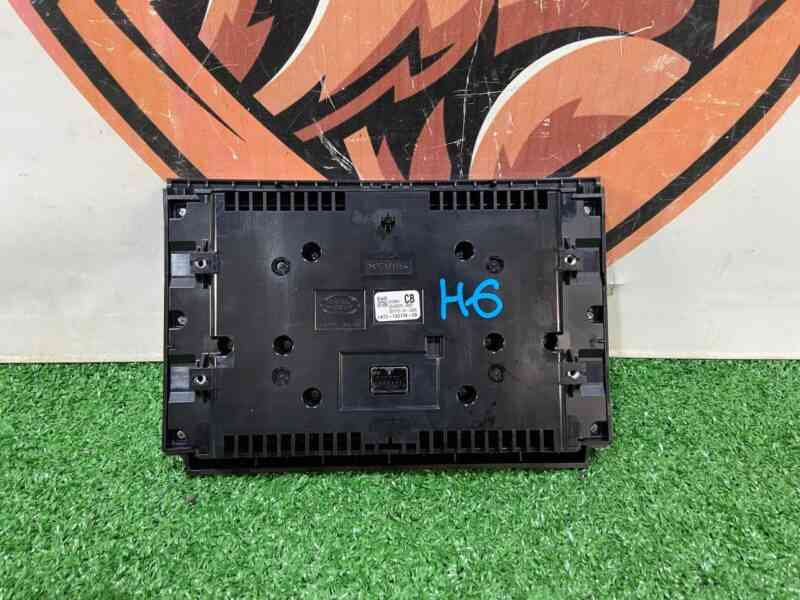 LR128073 Heater control unit Land Rover Discovery Sport L550 (2015-) used cost 300 € in stock 2 pcs.