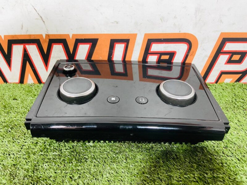 LR128073 Heater control unit Land Rover Discovery Sport L550 (2015-) used cost 300 € in stock 2 pcs.