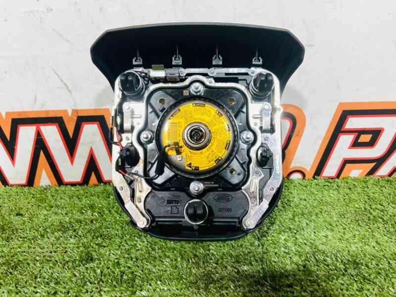 LR128078 Airbag in steering wheel Land Rover Discovery Sport L550 (2015-) Used cost 250 € in stock 1 pcs.