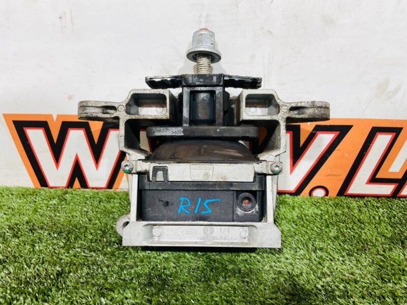 LR128245 Used Land Rover Discovery Sport L550 Motor Cushion (2015-) cost 60 € in stock 4 pcs.
