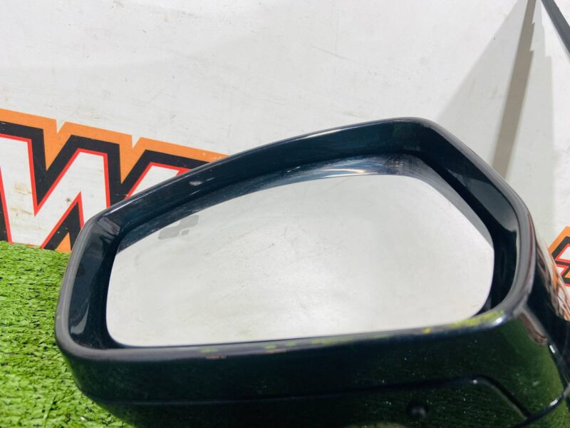LR129365 Left exterior mirror (+blind spots, -electrochromic) Land Rover Discovery Sport L550 (2015-) Used cost 400 € in stock 2 pcs.