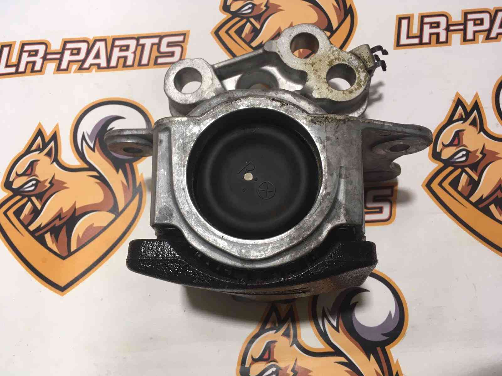LR133341 Gearbox support Range Rover Evoque New L551 (2019-) Used cost 85 € in stock 2 pcs.