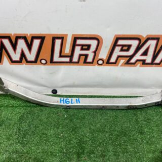 LR135814 Engine protection bracket left Land Rover cost 117 € in stock 1 pcs.