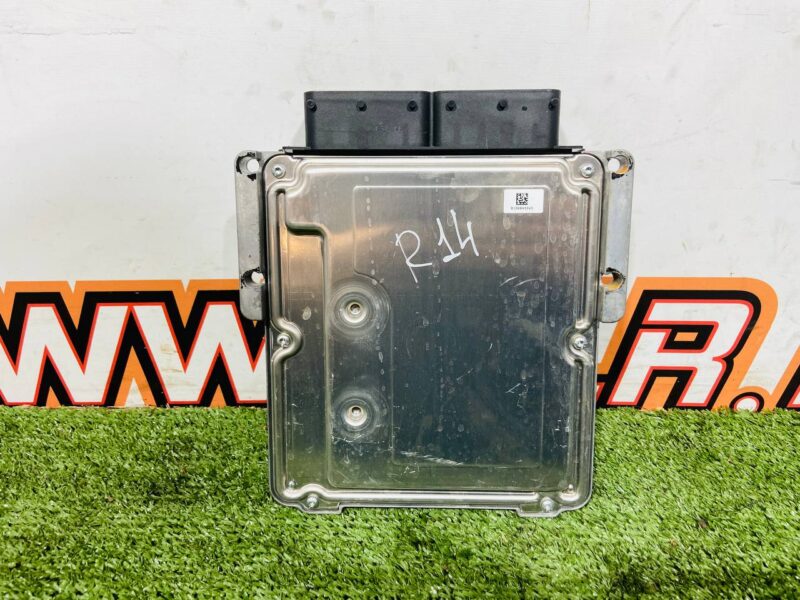 LR156375 Engine Control Unit 5.0ie Range Rover L405 (2013-2021) Used cost 333 € in stock 1 pcs.