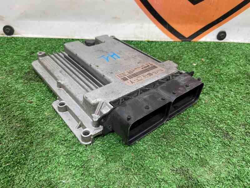 LR156375 Engine Control Unit 5.0ie Range Rover L405 (2013-2021) Used cost 333 € in stock 1 pcs.
