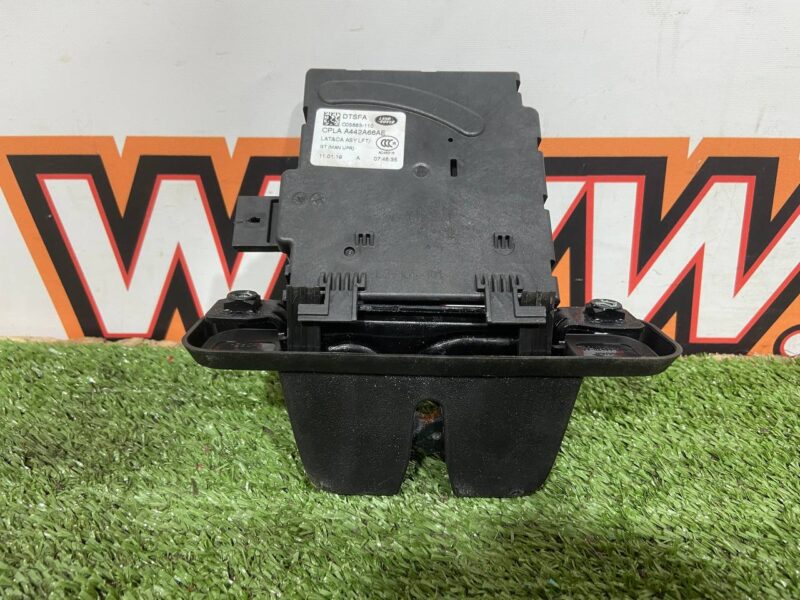 T2H47868 Used JAGUAR I-PACE rear lock cost 46,5 € in stock 1 pcs.