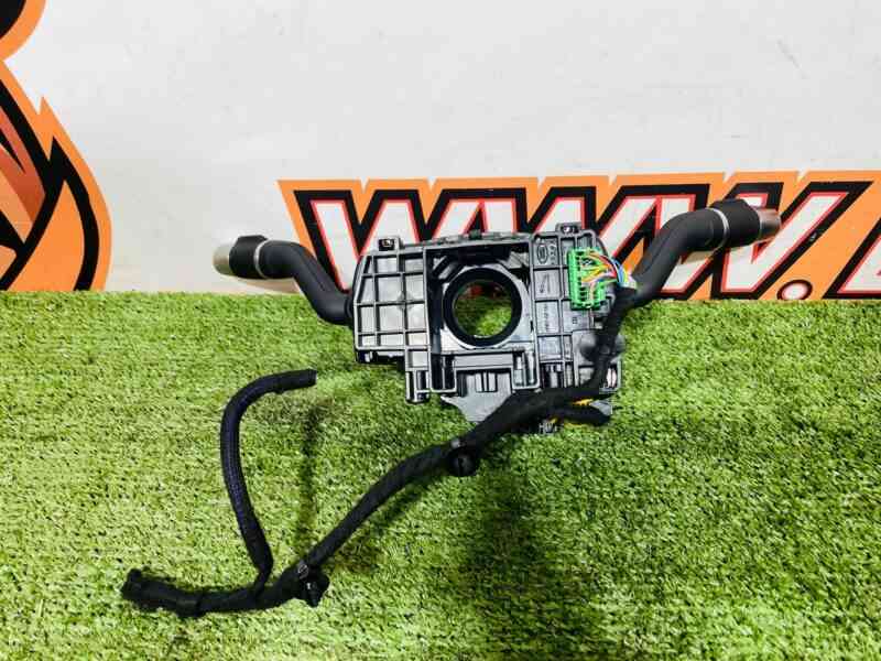 T2H52335 Steering column switch assembly Jaguar I-Pace X590 (2018-) Used cost 180 € in stock 2 pcs.