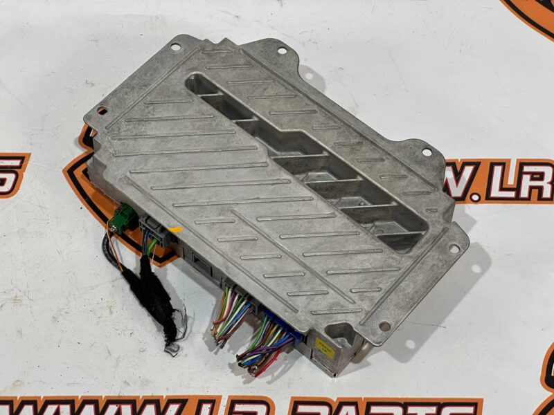 T2R49070 Amplifier AUDIO Premium 1280 W Jaguar I-Pace X590 (2018-) used cost 580 € in stock 4 pcs.
