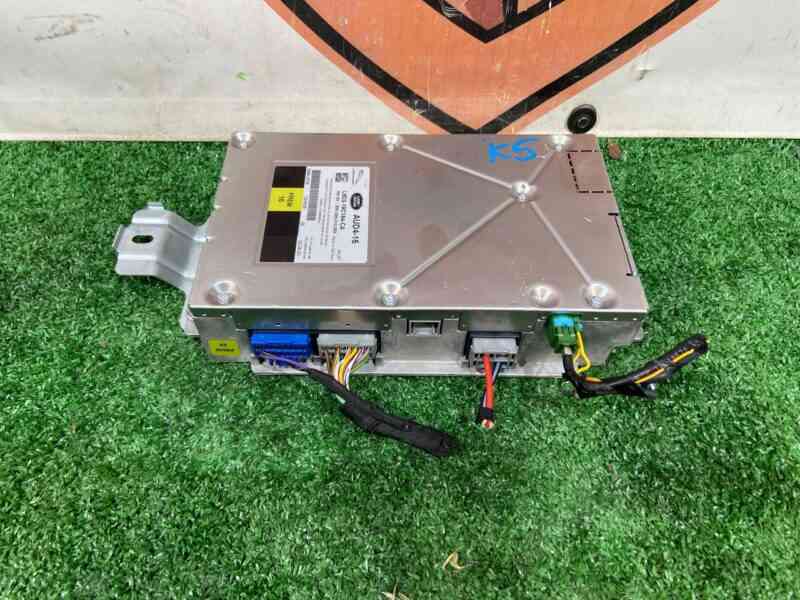 T2R49070 Amplifier AUDIO Premium 1280 W Jaguar I-Pace X590 (2018-) used cost 580 € in stock 4 pcs.