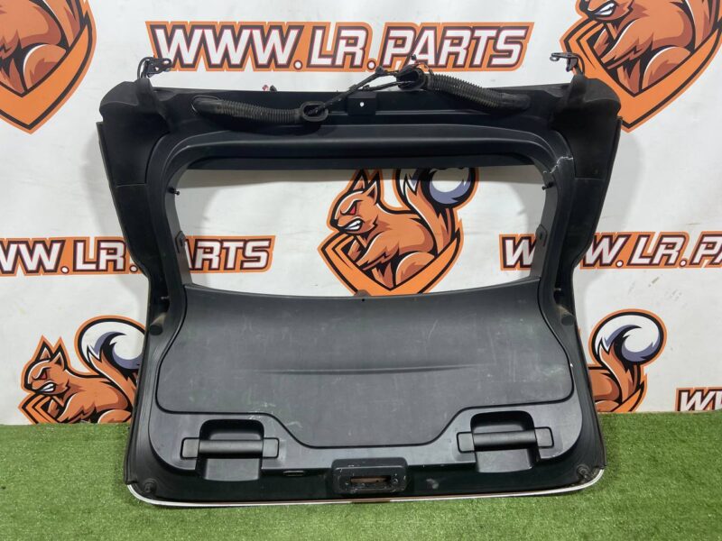 T4A13309LML Trunk lid Jaguar F-Pace X761 (2017-) Used - Image 32
