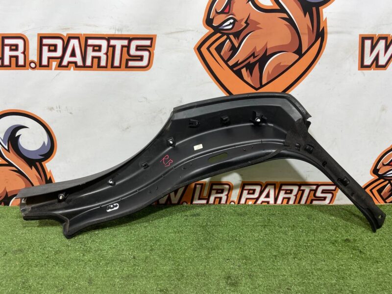 T4A13633 Rear left door arch trim Jaguar F-Pace X761 (2017-) Used cost 90 € in stock 1 pcs.