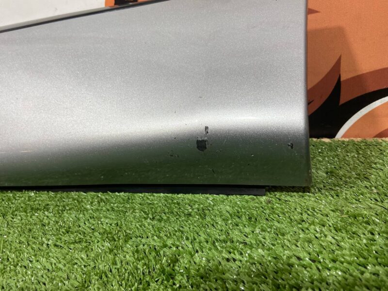 T4A13648LML Rear left door molding Jaguar F-Pace X761 (2017-) used cost 60 € in stock 3 pcs.