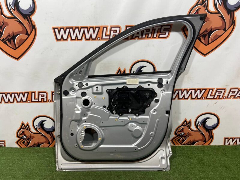 T4A1368 Door front right Jaguar F-Pace Used - Image 27