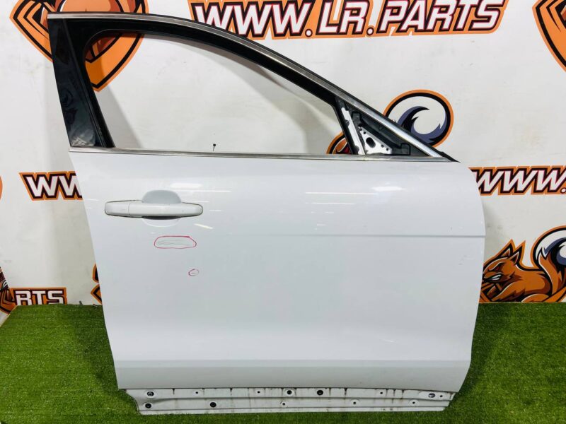 T4A1368KIT Front right door complete Jaguar F-Pace X761 (2017-) Used cost 650 € in stock 3 pcs.