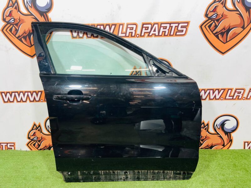 T4A1368KIT Front right door complete Jaguar F-Pace X761 (2017-) Used cost 650 € in stock 3 pcs.