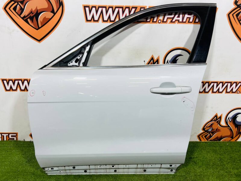 T4A1369KIT Front left door complete Jaguar F-Pace X761 (2017-) Used cost 400 € in stock 1 pcs.