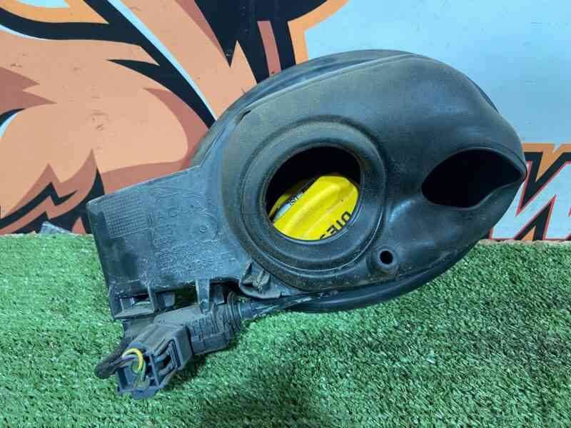 T4A15695KIT Used JAGUAR F-PACE tank hatch - Image 30