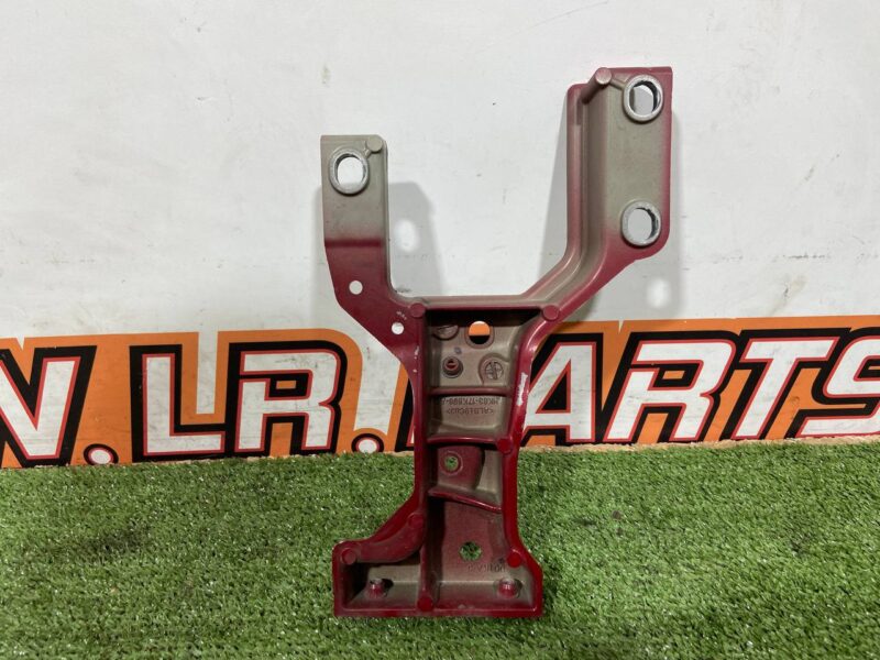 T4A41266 Front bumper reinforcement bracket right Jaguar F-Pace X761 (2017-) Used - Image 30
