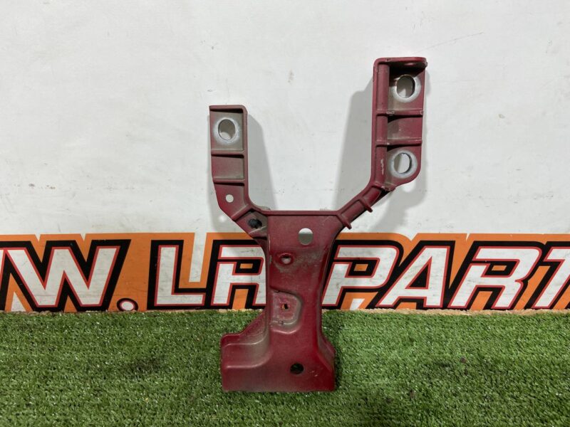 T4A41267 Front bumper amplifier bracket left Jaguar F-Pace X761 (2017-) Used - Image 27