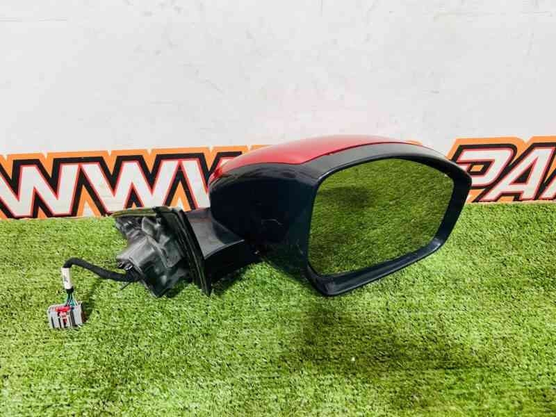 T4A5582 Exterior mirror right 6 pin Jaguar F-Pace X761 (2017-) used cost 300 € in stock 1 pcs.