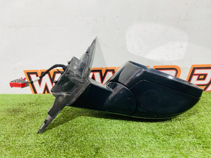 T4A5582 Exterior mirror right 6 pin Jaguar F-Pace X761 (2017-) used cost 300 € in stock 1 pcs.