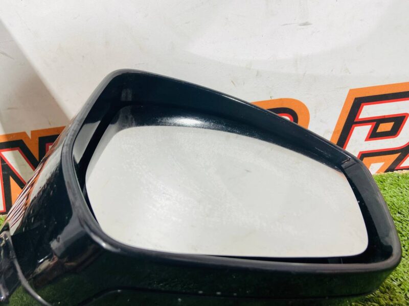 T4A5582 Exterior mirror right 6 pin Jaguar F-Pace X761 (2017-) used cost 300 € in stock 1 pcs.