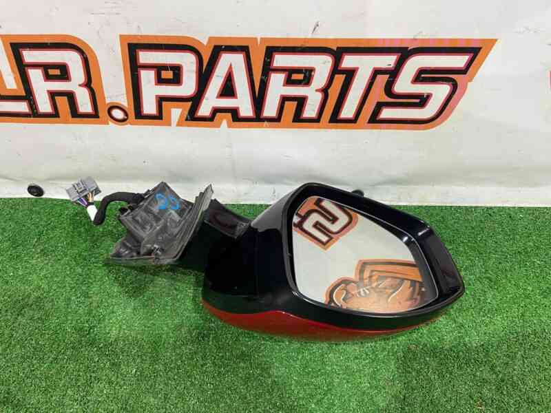T4A5606 Mirror outside left 16 pin Jaguar F-Pace X761 (2017-) Used cost 500 € in stock 2 pcs.