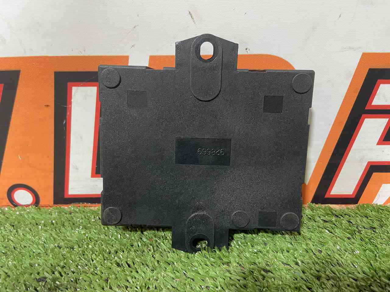 T4A8613 Electronic trunk lid block for Jaguar F-Pace X761 (2017-) Used cost 80 € in stock 1 pcs.