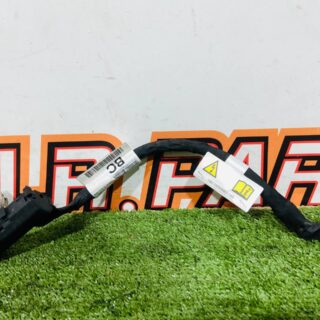 T4K13520 Converter positive wire Jaguar I-Pace X590 (2018-) Used cost 75 € in stock 2 pcs.