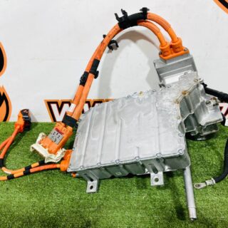 T4K13803 Jaguar I-Pace X590 (2018-) High Voltage Charging Contactor Module Used cost 1 100 € in stock 2 pcs.