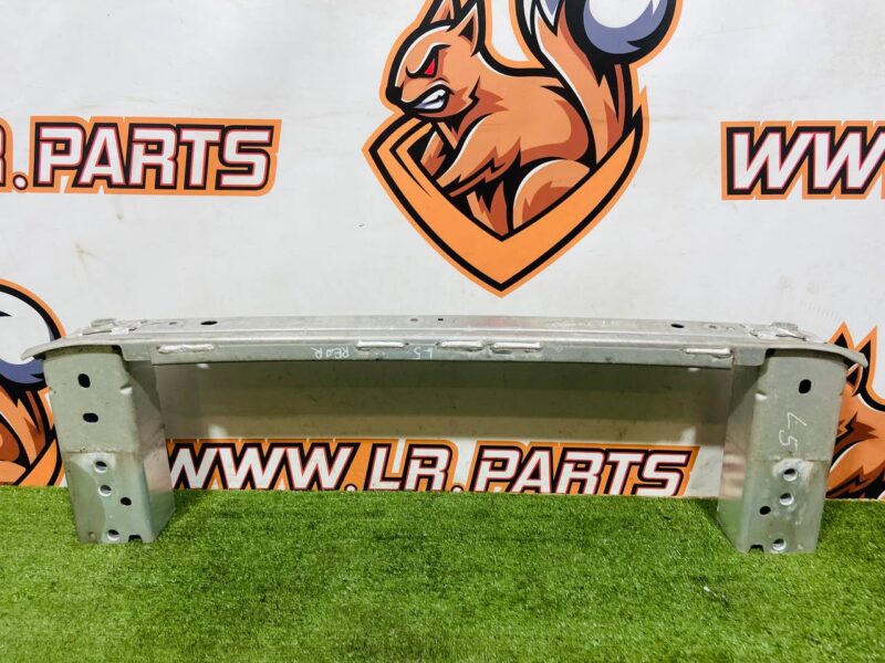 T4K2122 Rear bumper reinforcement Jaguar I-Pace X590 (2018-) USED cost 150 € in stock 1 pcs.