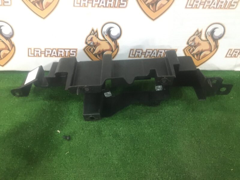 T4K4038 Trunk trim bracket right Jaguar I-Pace (2018-) Used cost 40 € in stock 1 pcs.