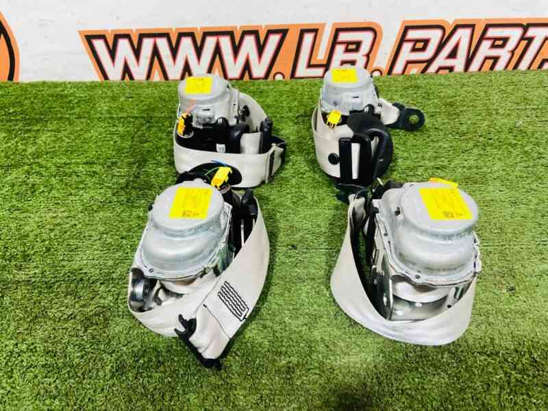 T4K4440LKP Set of seat belts Jaguar I-Pace X590 (2018-) Used cost 600 € in stock 1 pcs.