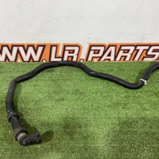 T4K8623 Cooling system pipe right Jaguar I-Pace X590 (2018-) Used cost 35 € in stock 2 pcs.