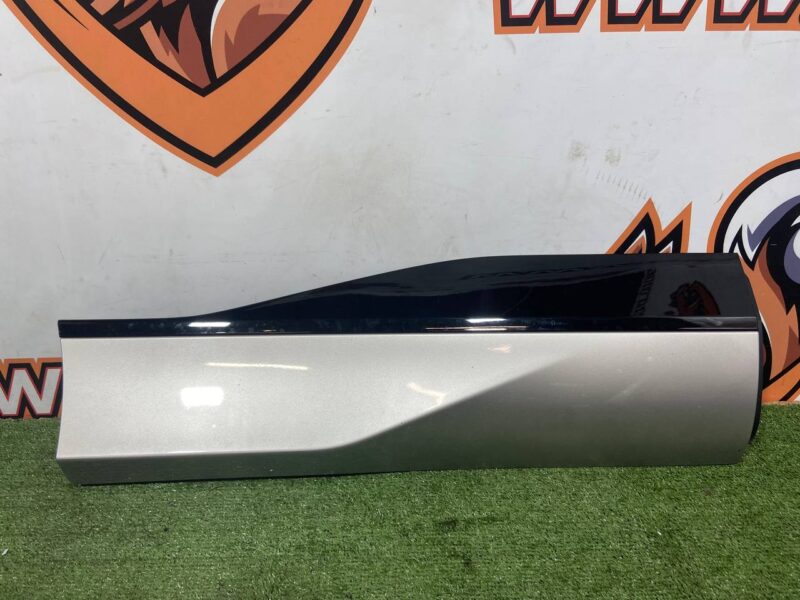 T4K9214LML Molding door rear right lower Jaguar I-Pace X590 (2018-) Used - Image 12