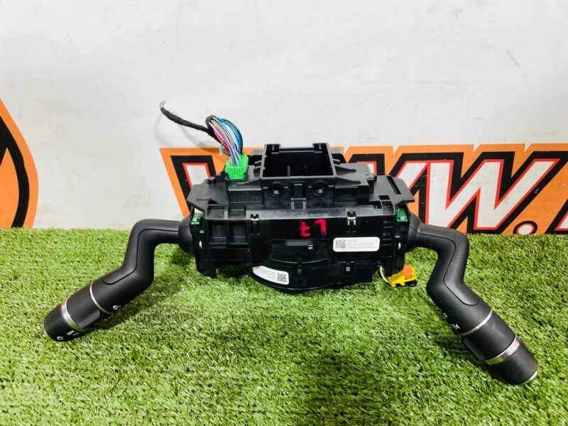 T4N16226 Steering column switch assembly Jaguar F-Pace X761 (2017-) Used cost 75 € in stock 1 pcs.