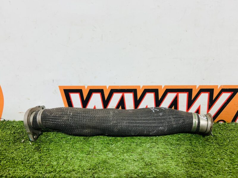 J9C6622 Exhaust pipe system Jaguar E-Pace X540 (2017-) Used cost 60 € in stock 4 pcs.