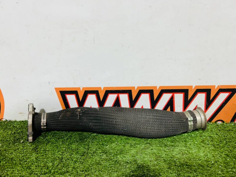 J9C6622 Exhaust pipe system Jaguar E-Pace X540 (2017-) Used cost 60 € in stock 4 pcs.