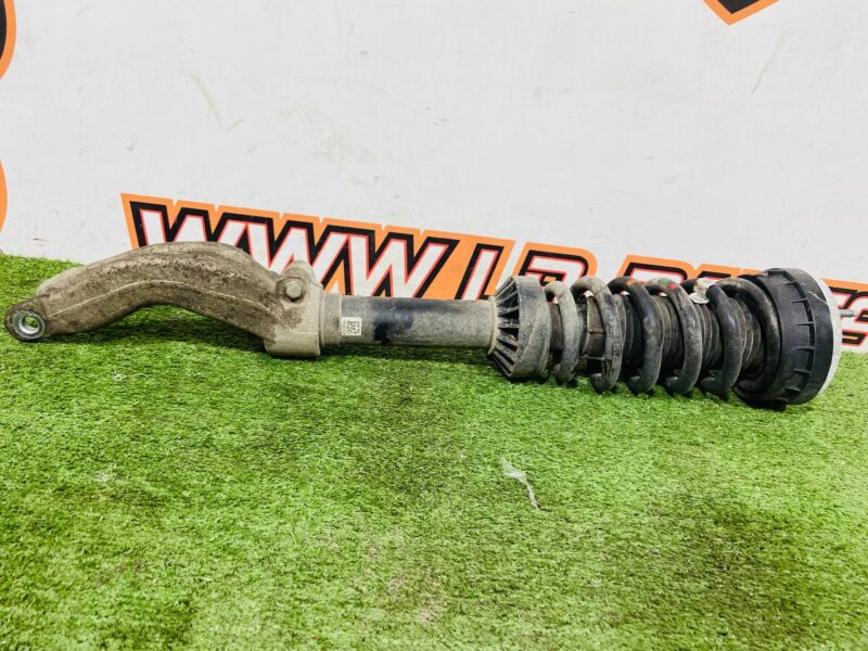 J9D1176KIT Front right shock absorber with bracket Jaguar I-Pace X590 (2018-) Used cost 200 € in stock 2 pcs.